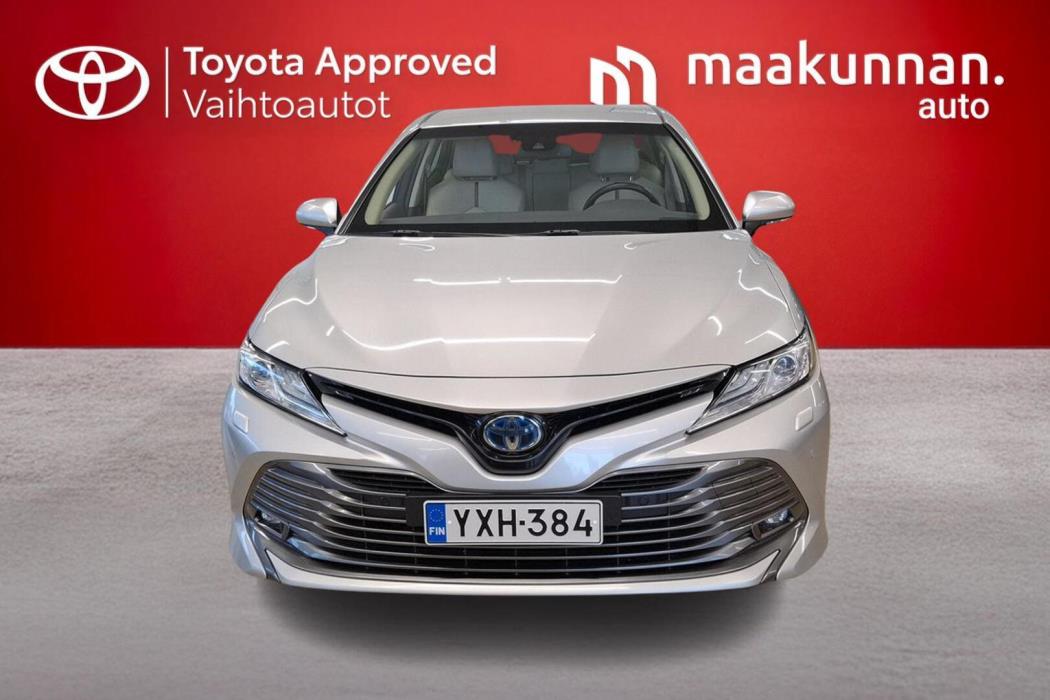 TOYOTA Camry 2021