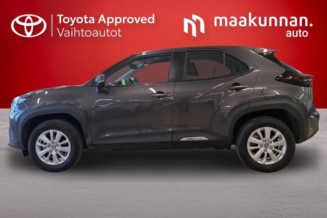 TOYOTA Yaris Cross 2024