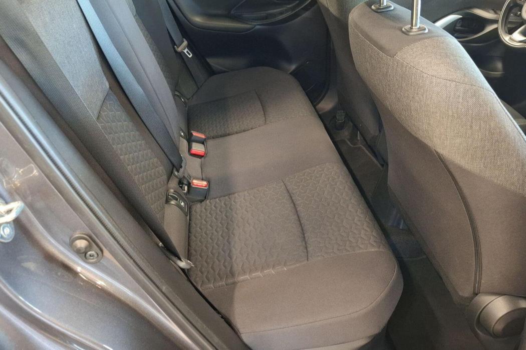 TOYOTA Yaris Cross 2024