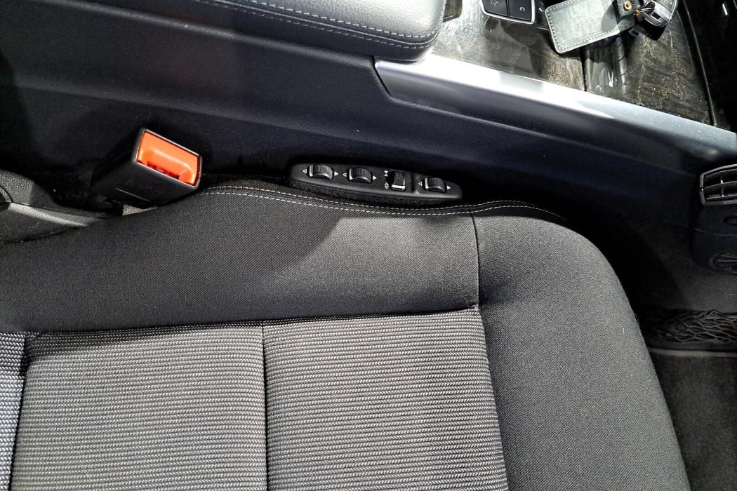 MERCEDES-BENZ E 2013