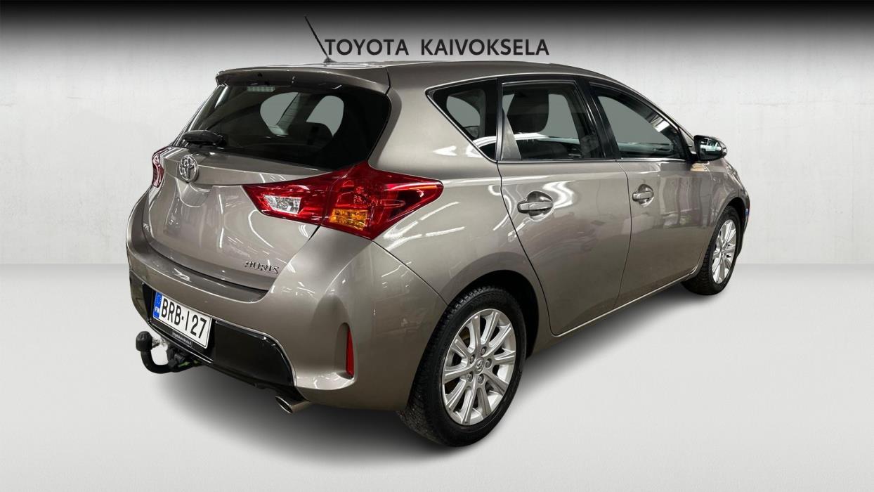 Toyota Auris 2013