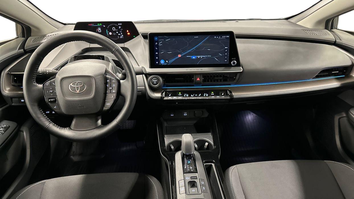 Toyota Prius Plug-in 2023