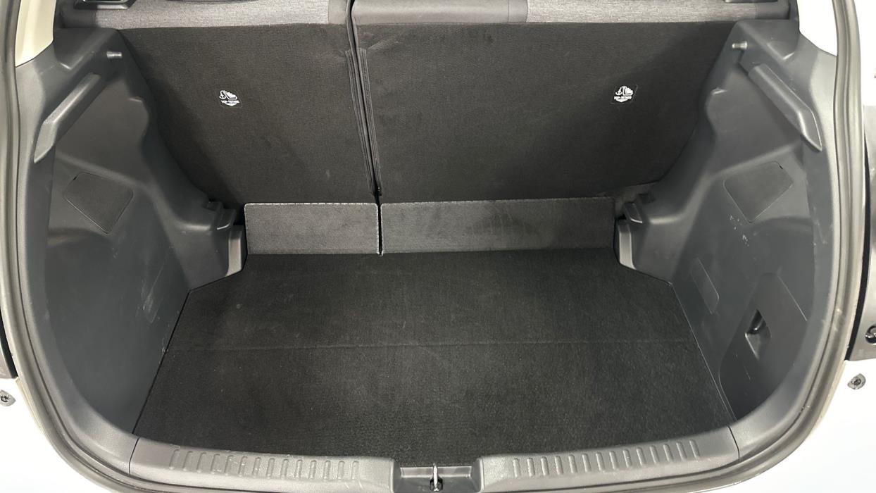 TOYOTA Yaris 2023