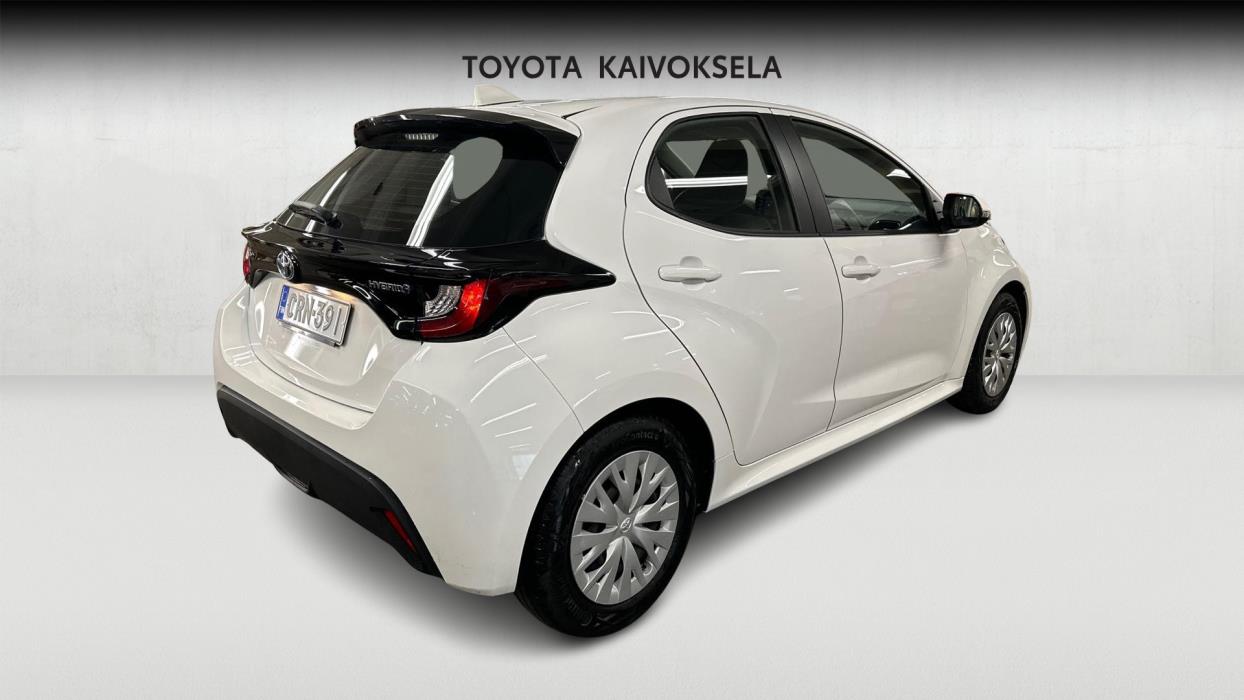 TOYOTA Yaris 2023