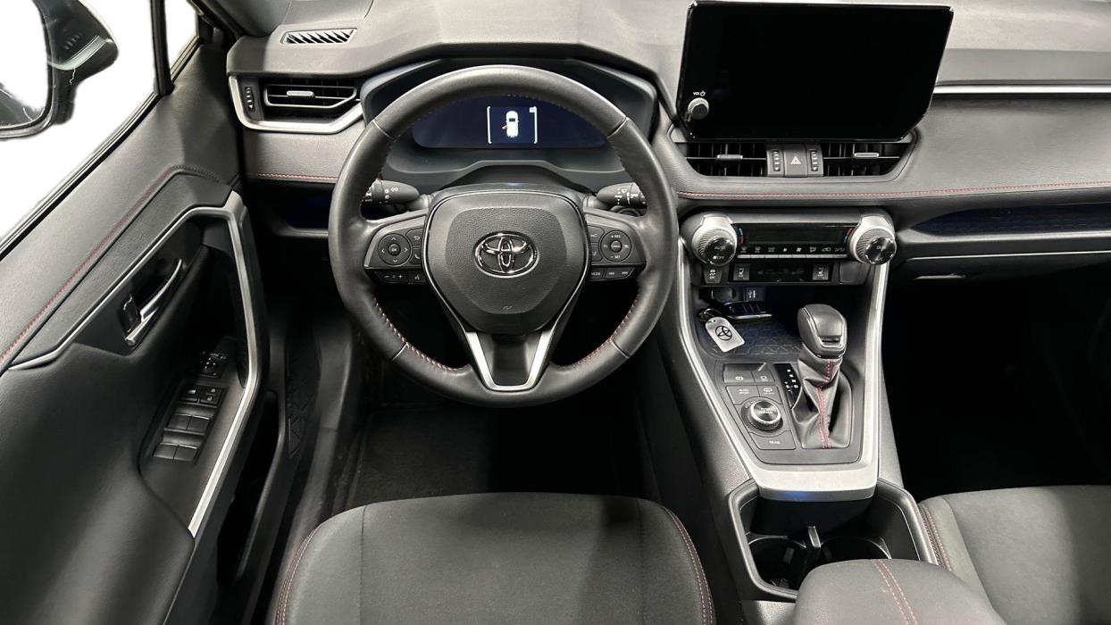 Toyota RAV4 Plug-in 2024