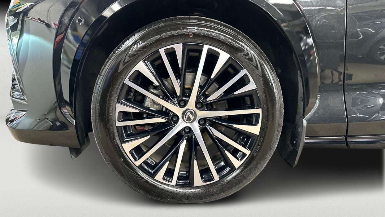 Lexus RZ 2025