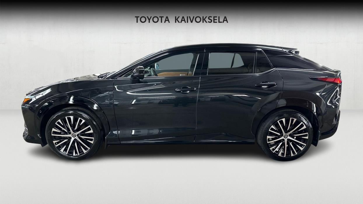 Lexus RZ 2025