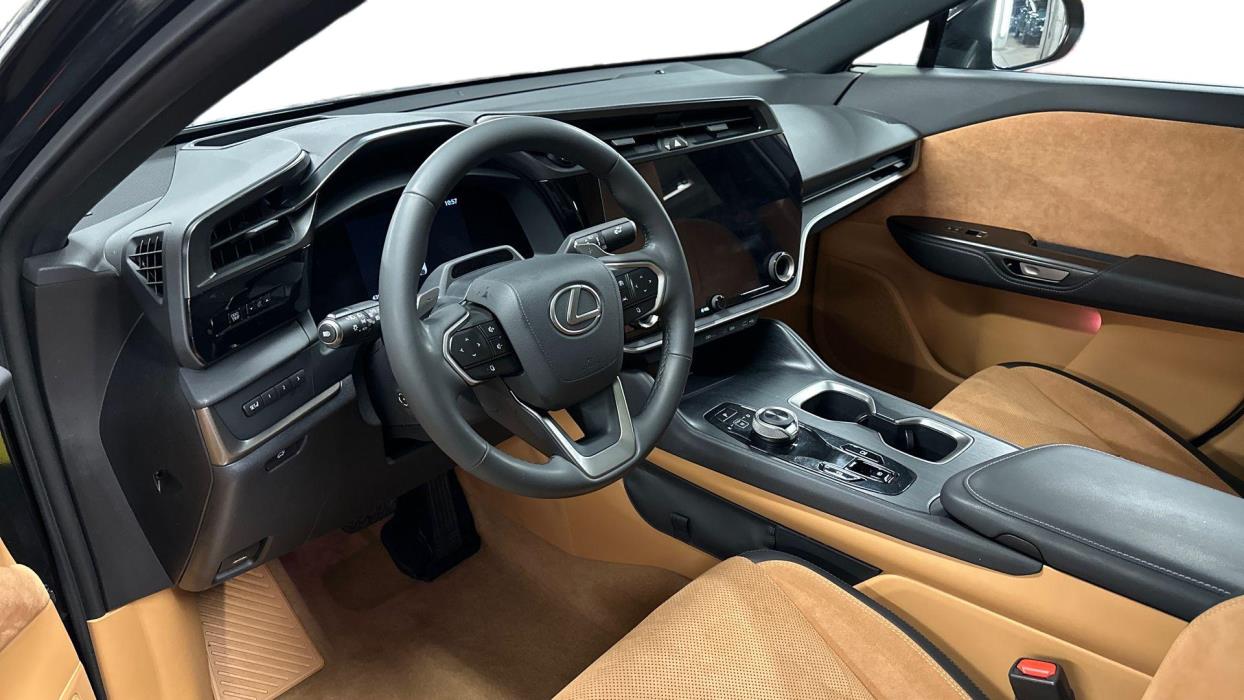 Lexus RZ 2025