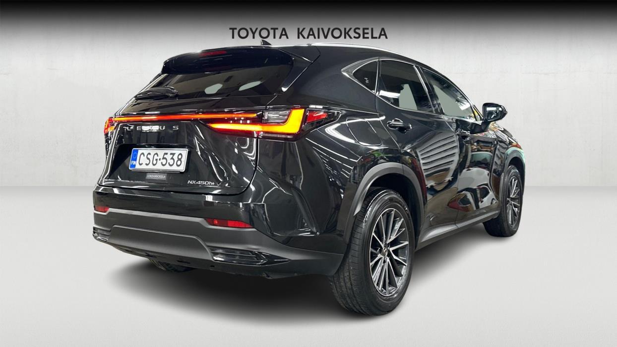 Lexus NX 2025