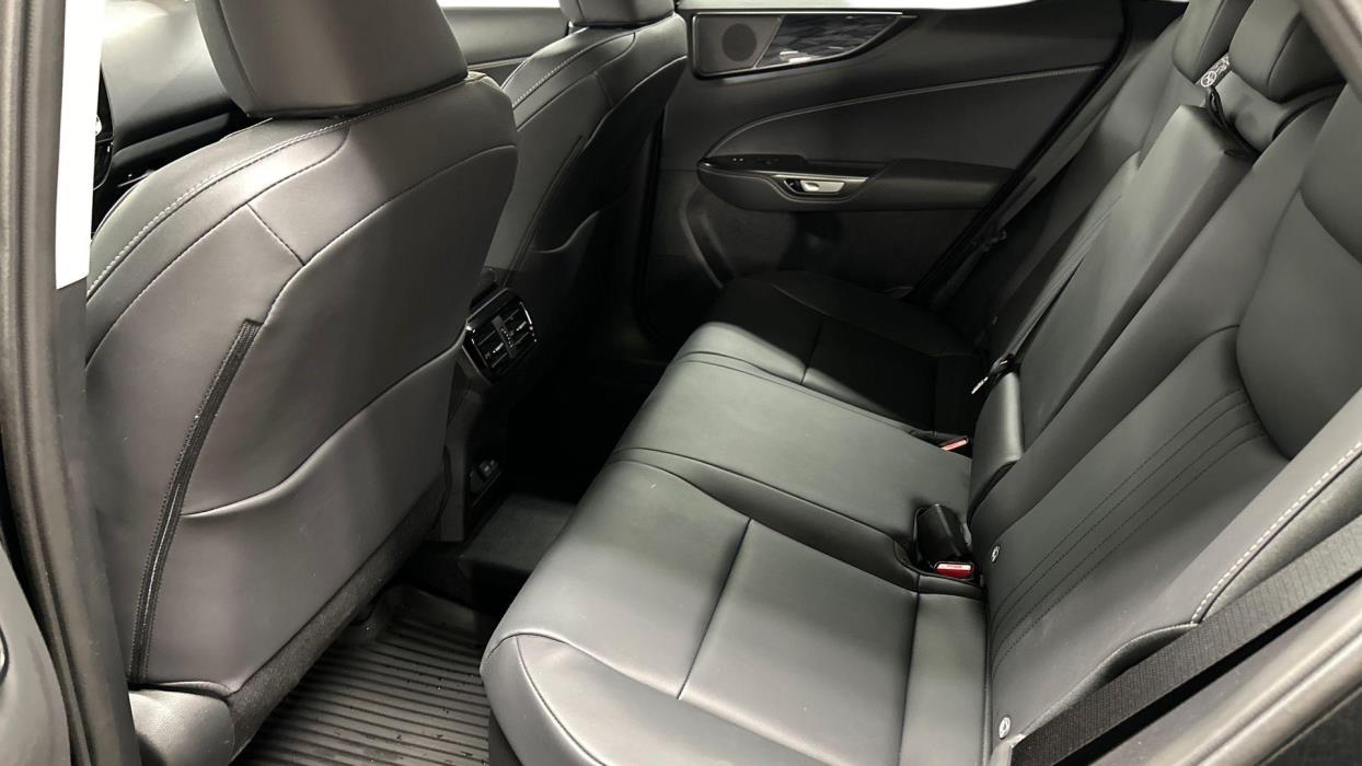 Lexus NX 2025