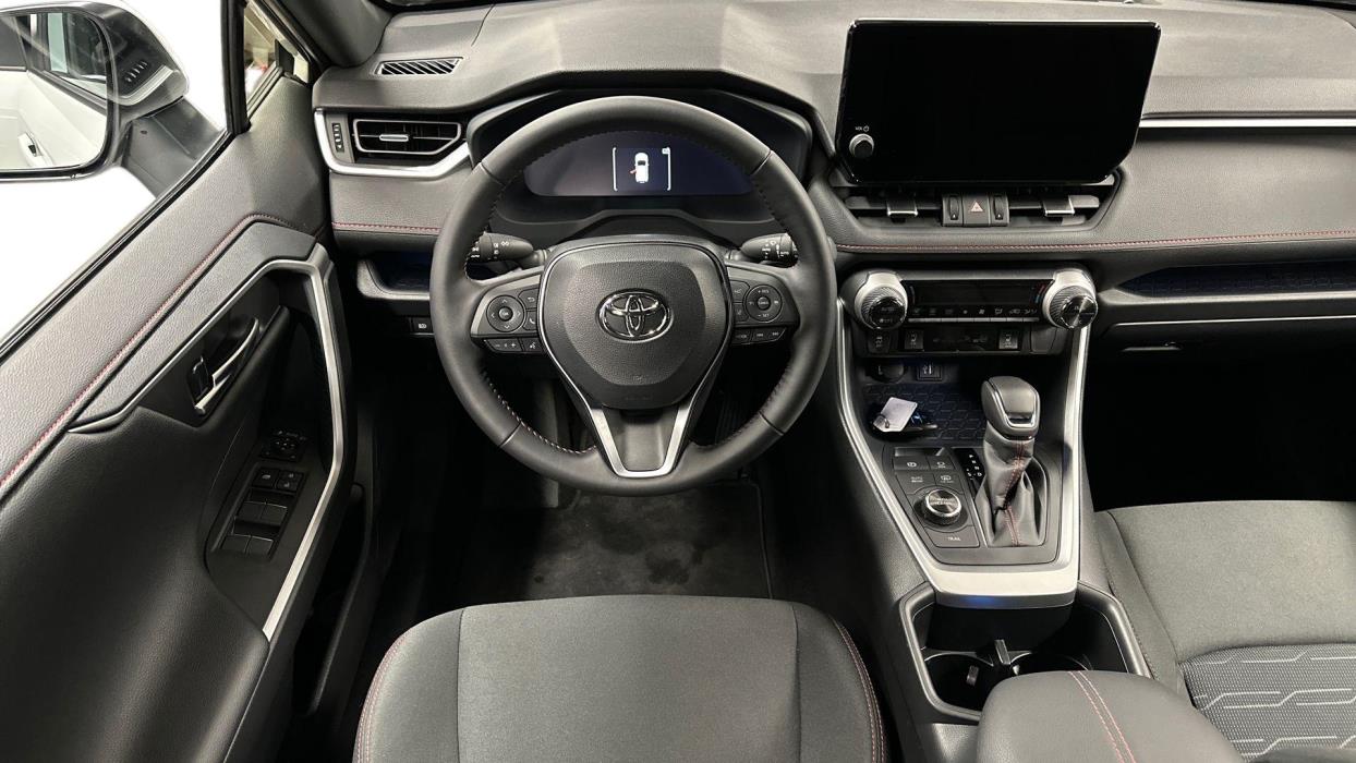 Toyota RAV4 Plug-in 2025