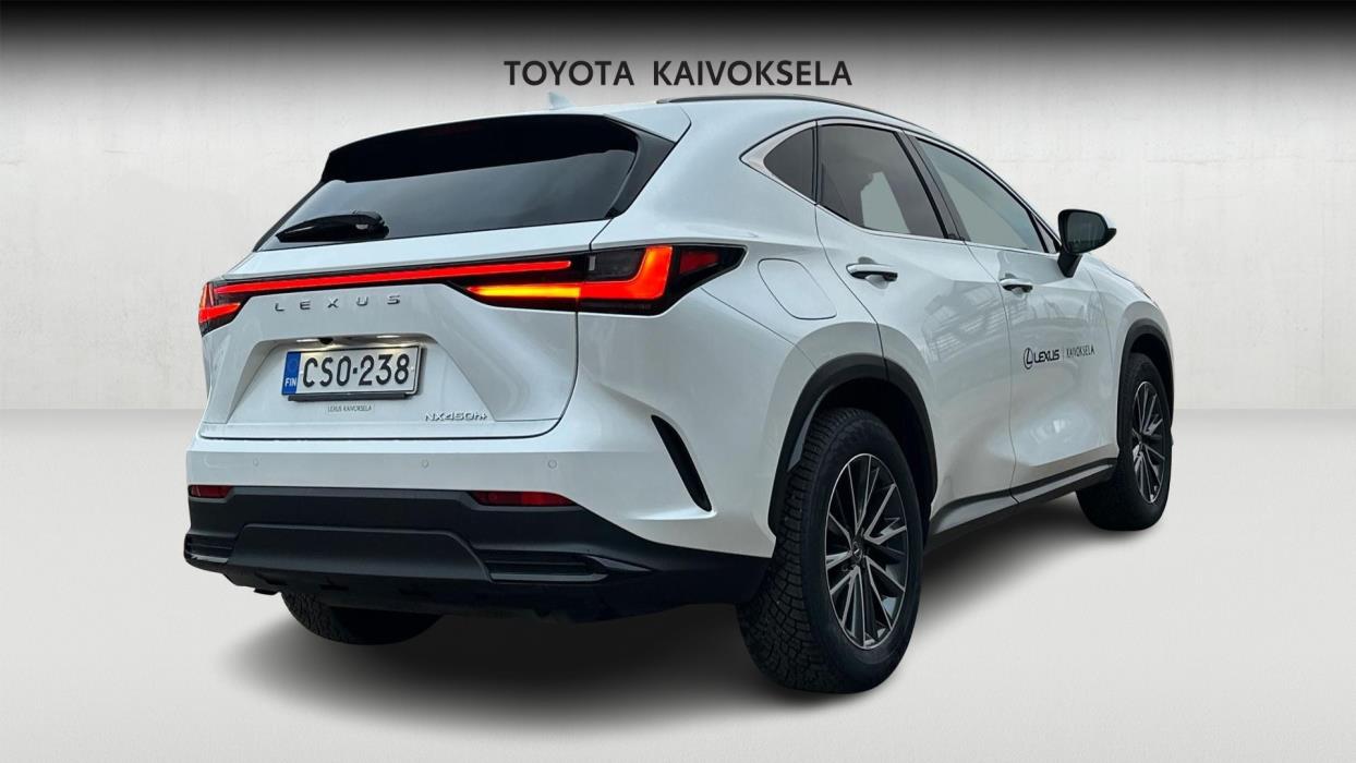 Lexus NX 2025