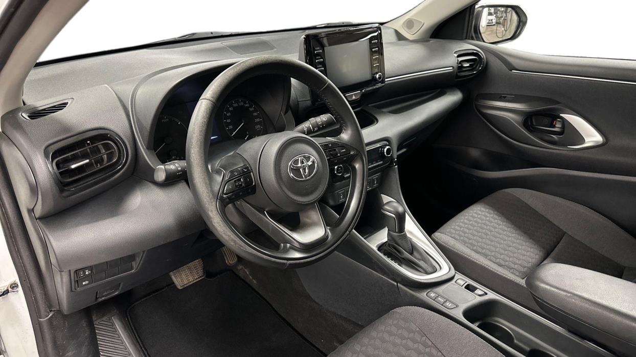 Toyota Yaris 2023