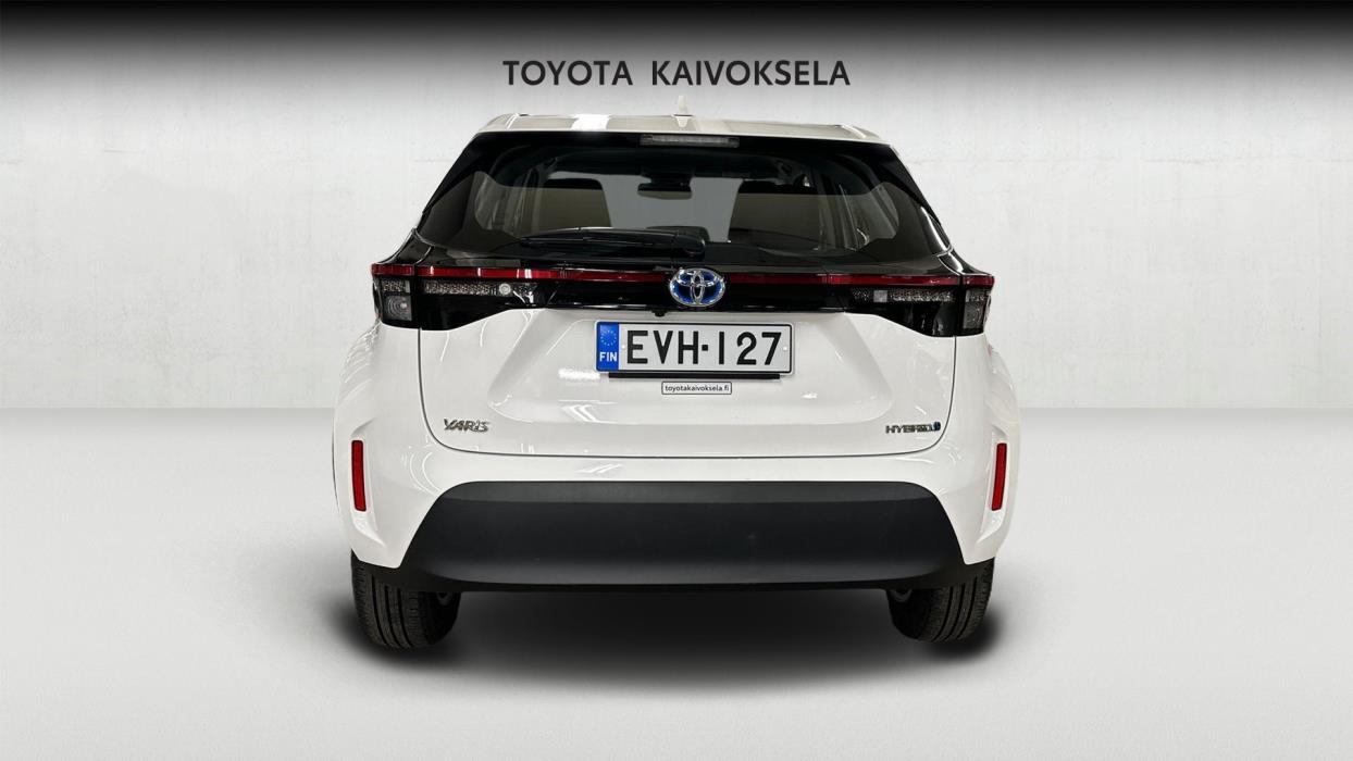 TOYOTA Yaris Cross 2024
