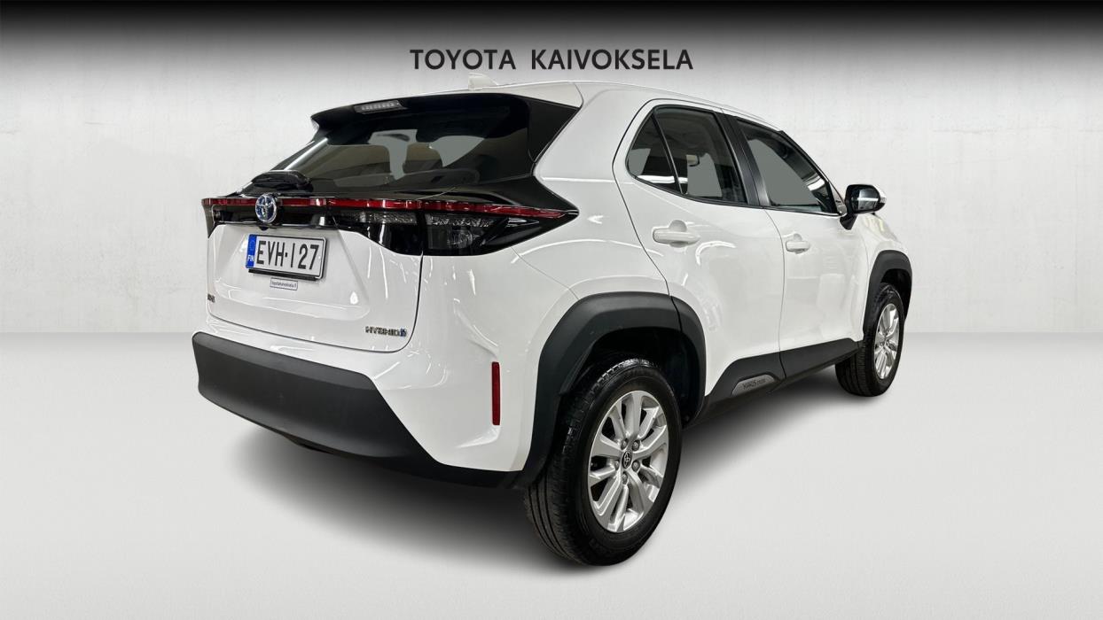 TOYOTA Yaris Cross 2024
