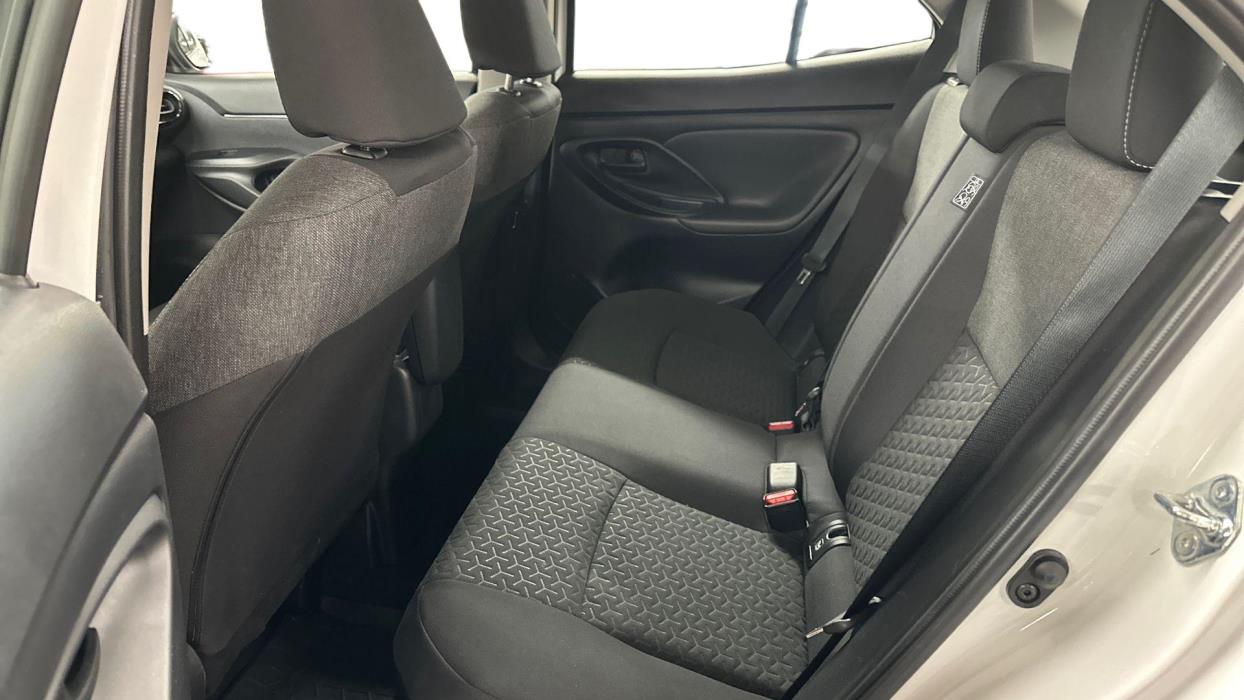 TOYOTA Yaris Cross 2024