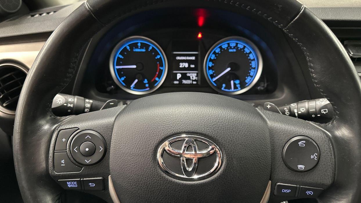 Toyota Auris 2013