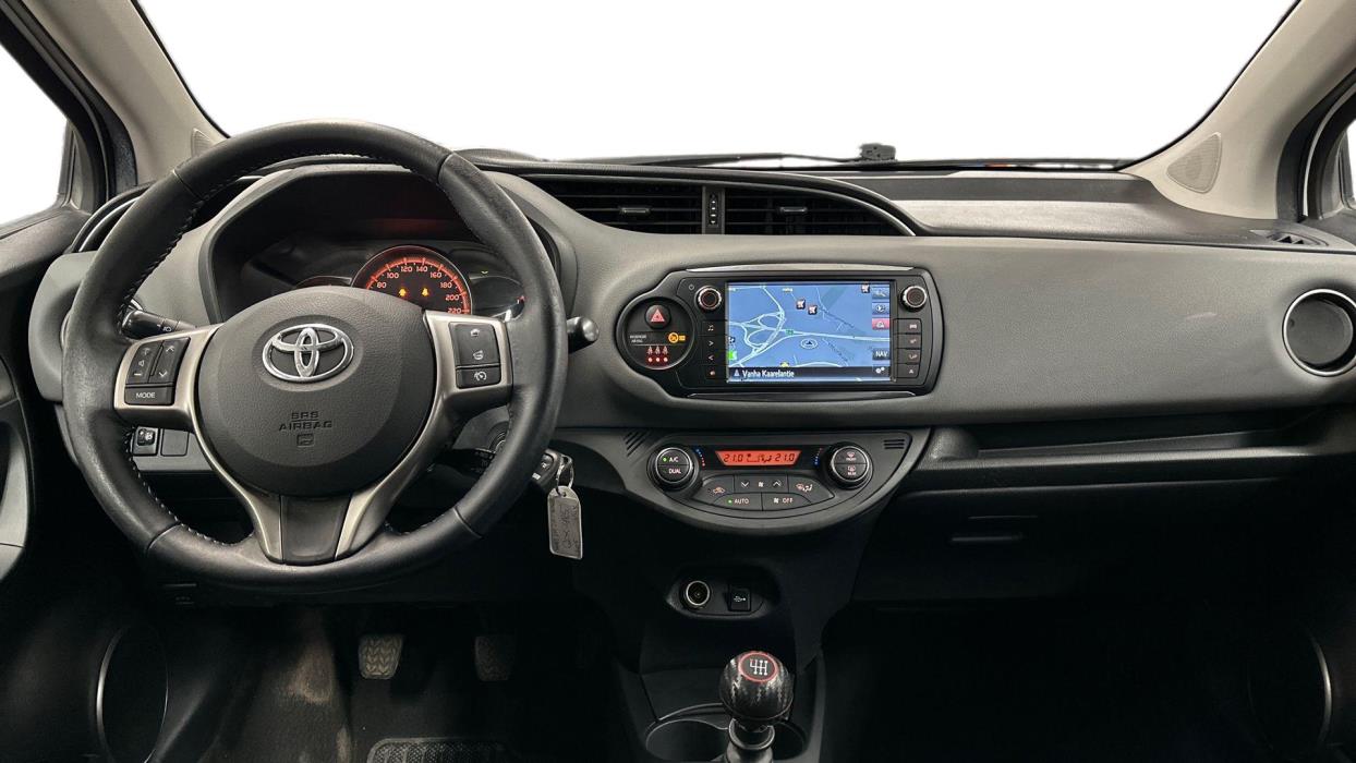 Toyota Yaris 2015