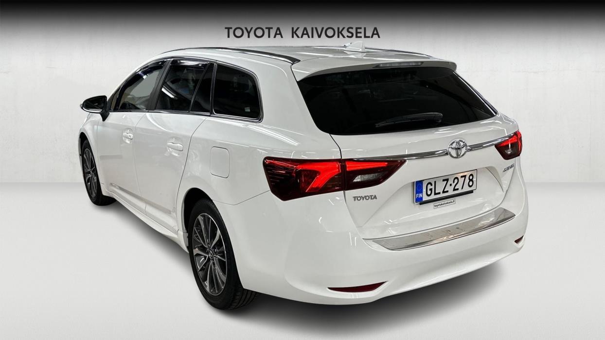 Toyota Avensis 2016