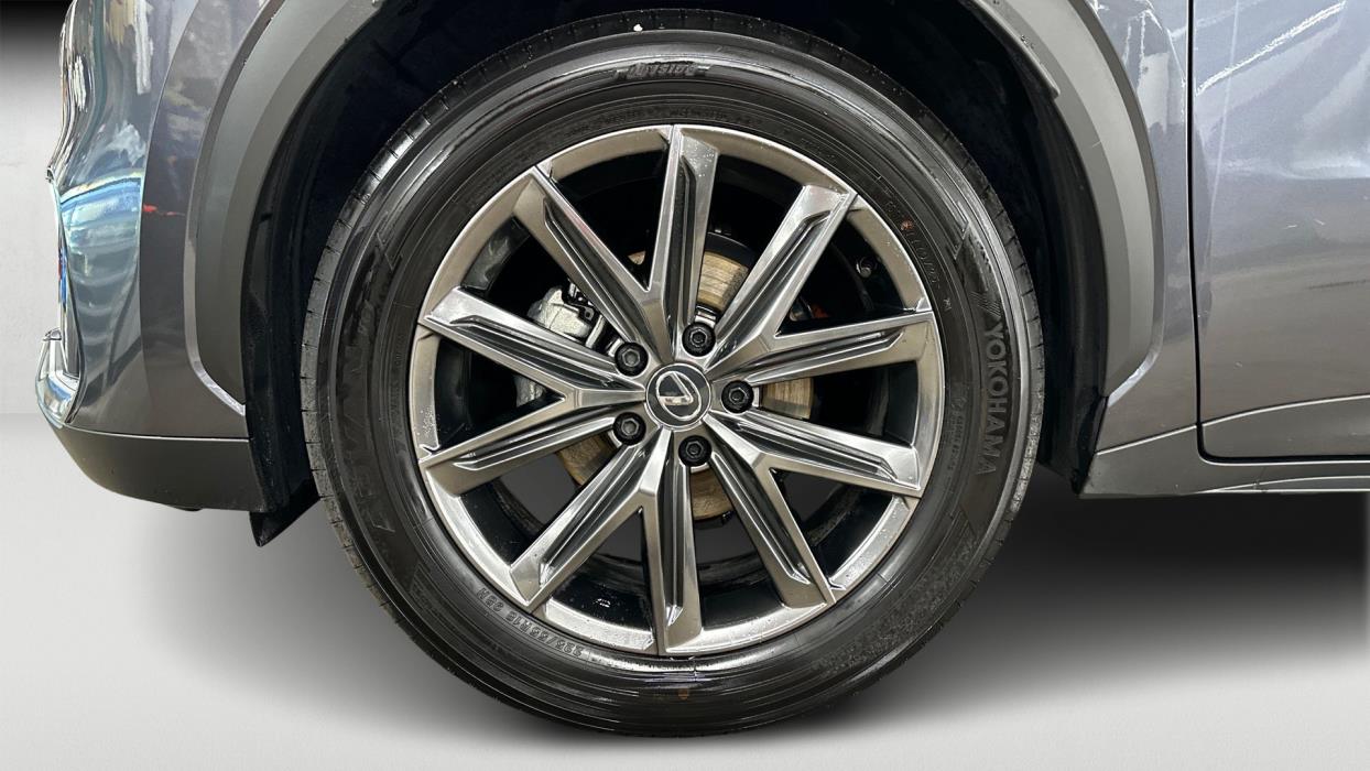 Lexus LBX 2025