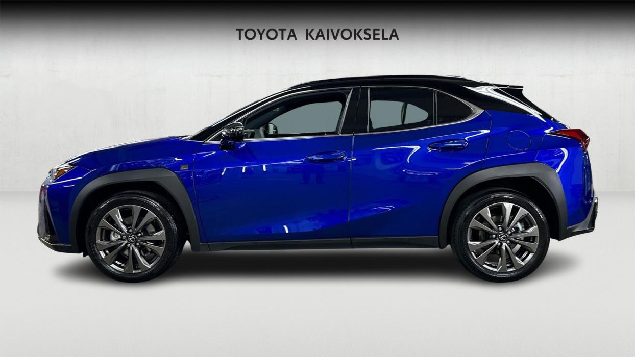 Lexus UX 2026