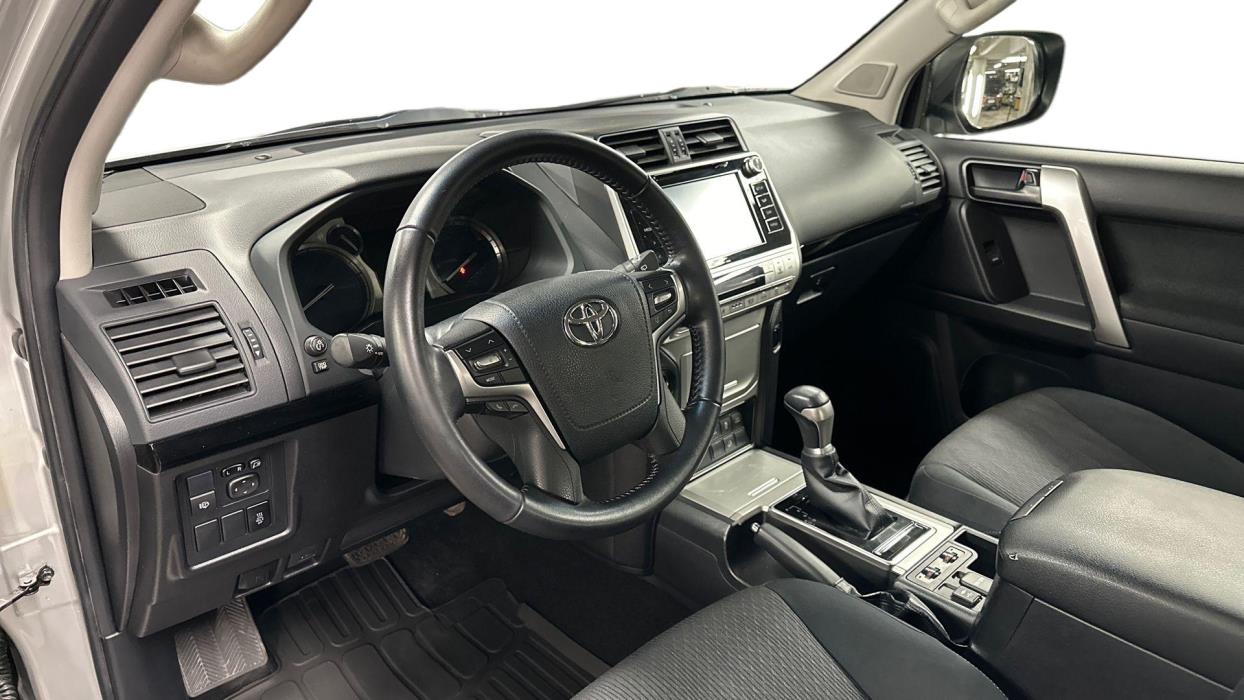 Toyota Land Cruiser 2018