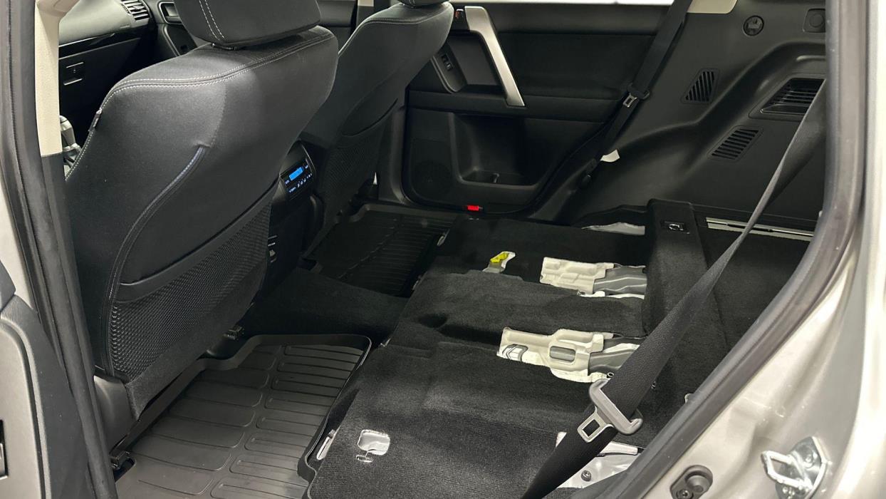 Toyota Land Cruiser 2018