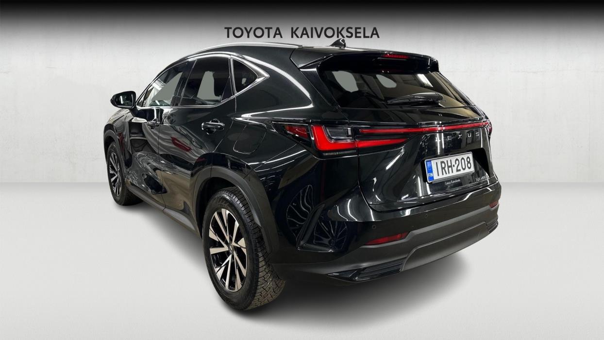 Lexus NX 2023