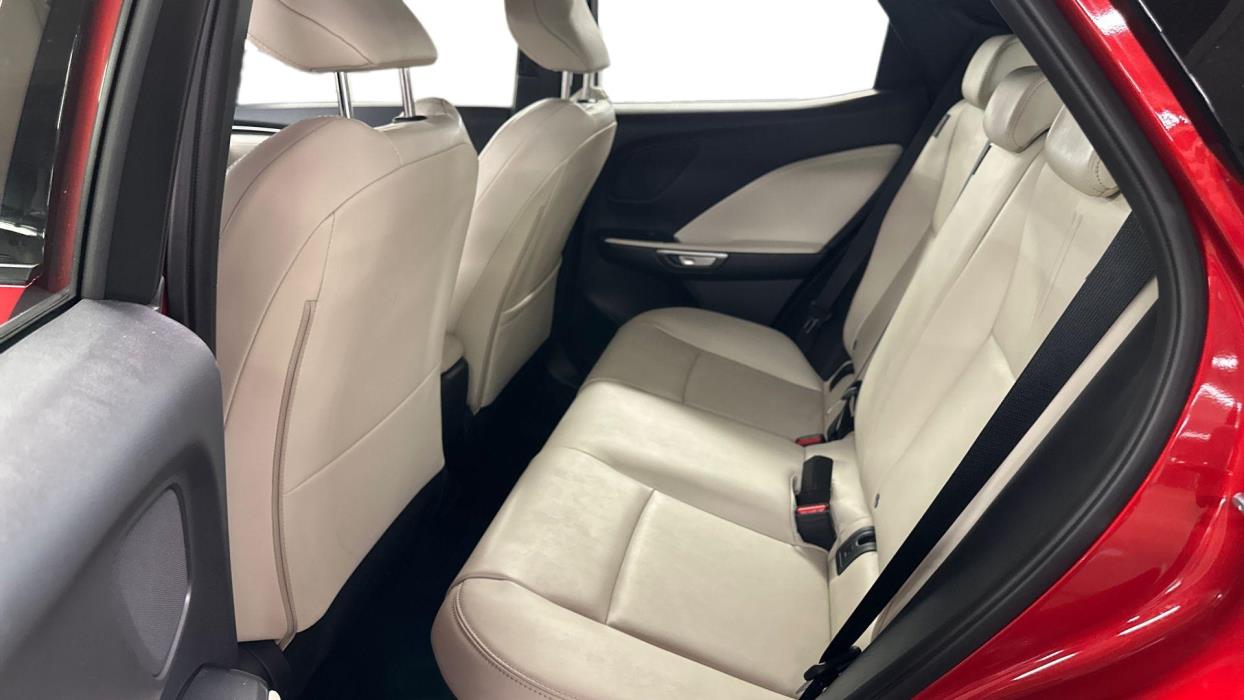 Lexus LBX 2025