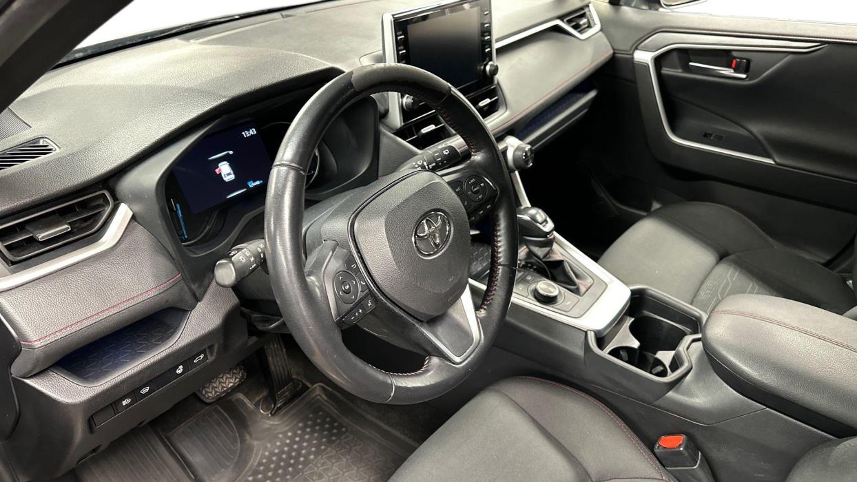 Toyota RAV4 Plug-in 2021