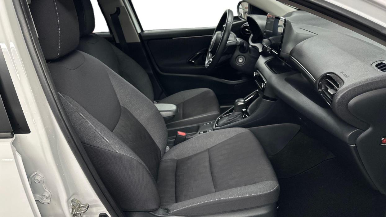 Toyota Yaris 2024