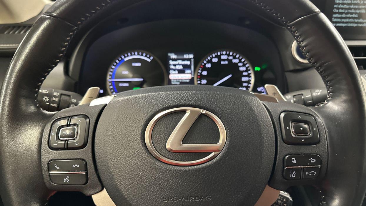 Lexus NX 2020