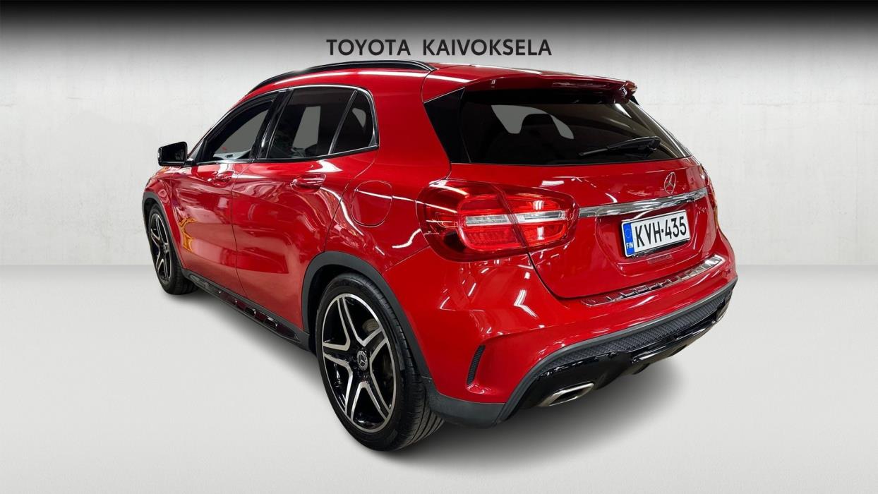 MERCEDES-BENZ GLA 2016