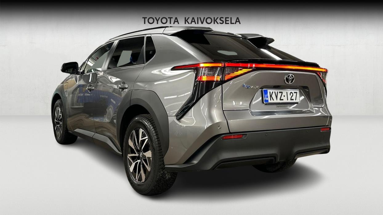 Toyota bZ4X 2025