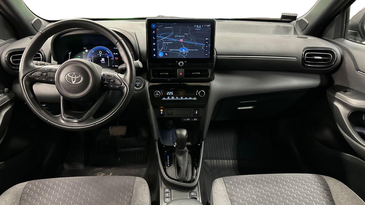 TOYOTA Yaris Cross 2024