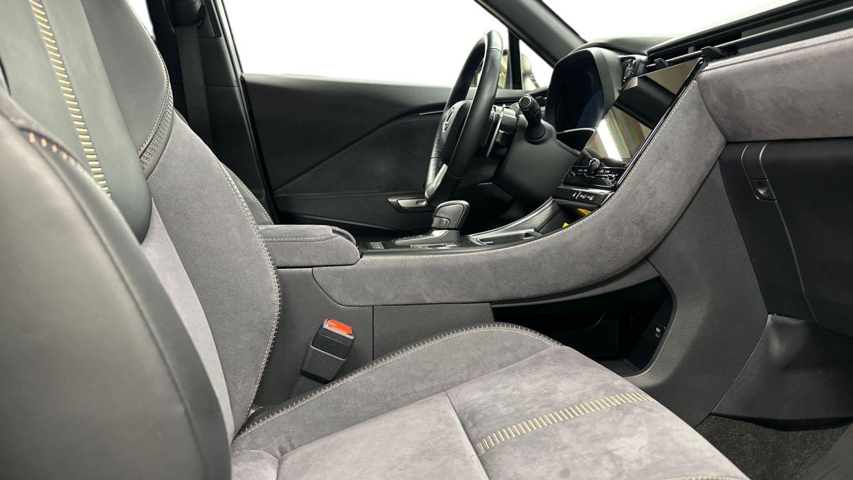Lexus LBX 2025