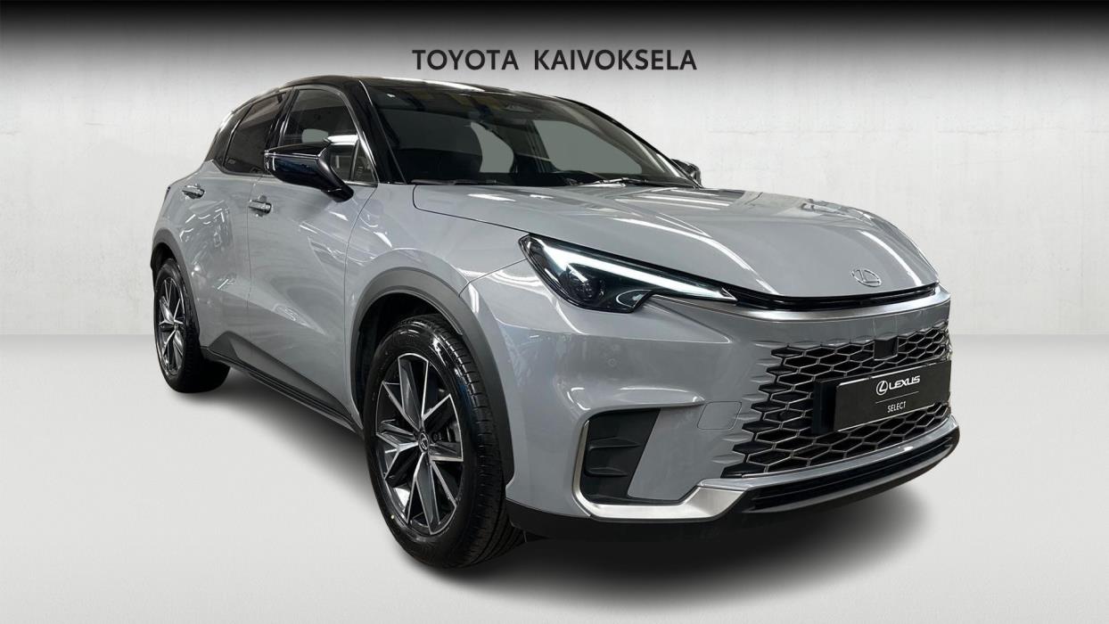 Lexus LBX 2025