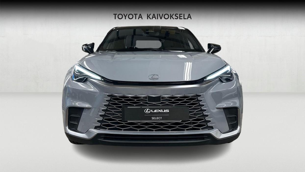 Lexus LBX 2025