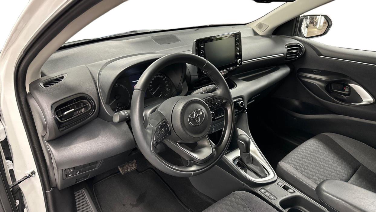 Toyota Yaris 2023