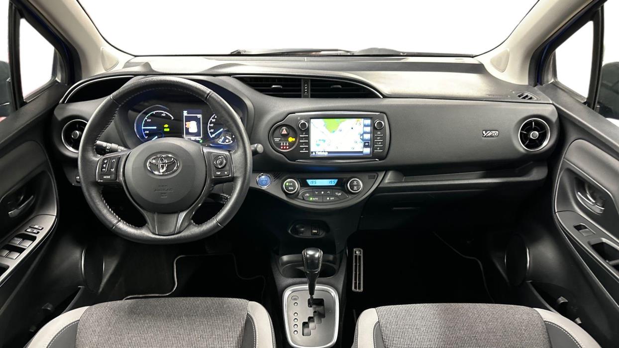 TOYOTA YARIS 2020