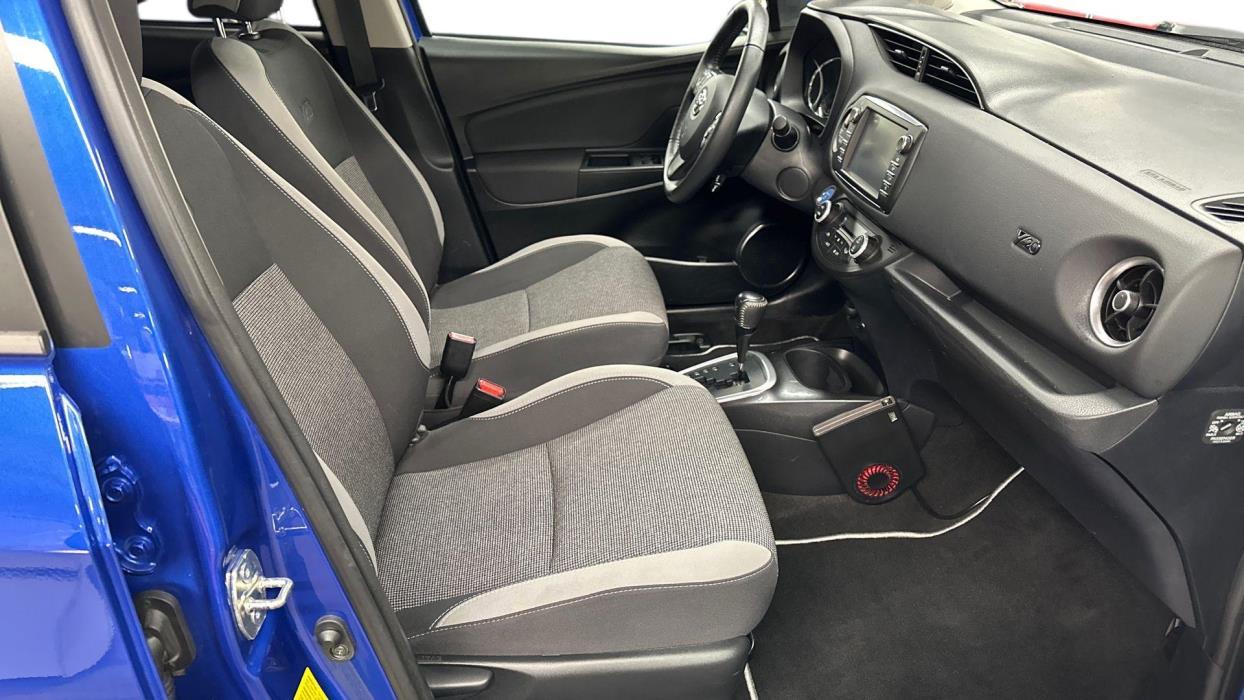 TOYOTA YARIS 2020