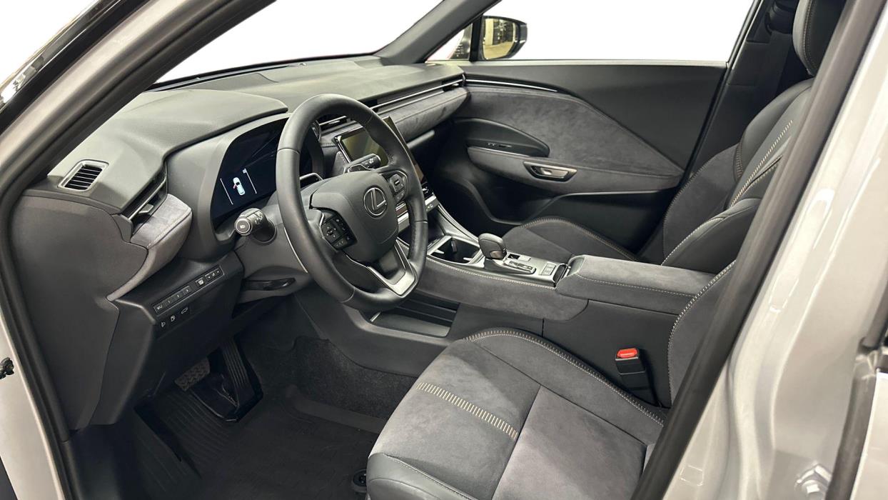 Lexus LBX 2026