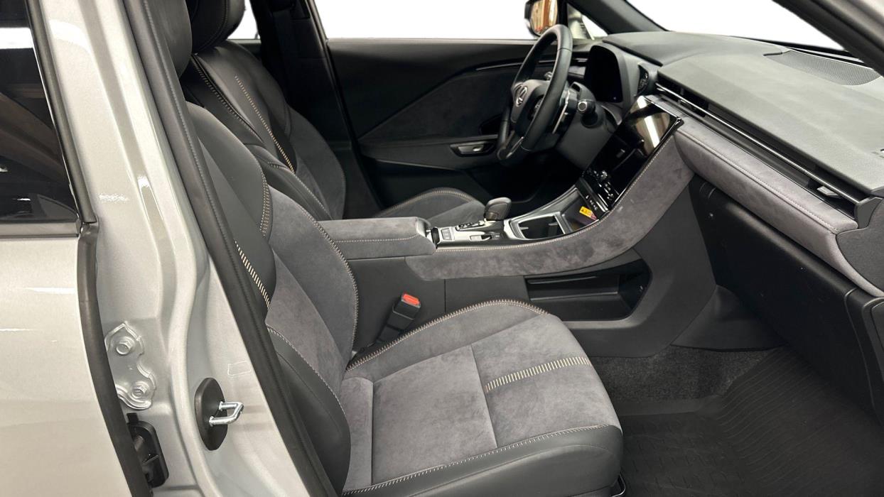 Lexus LBX 2026
