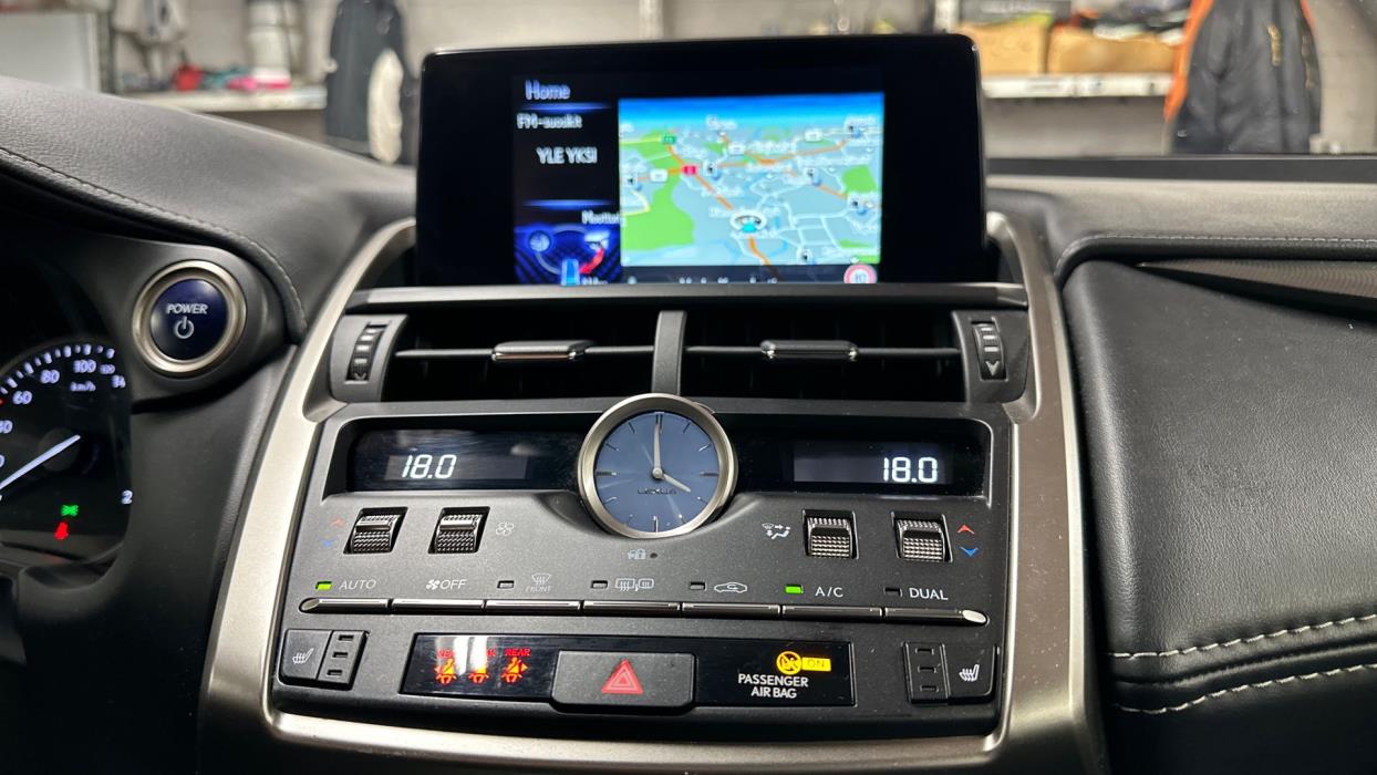 Lexus NX 2022