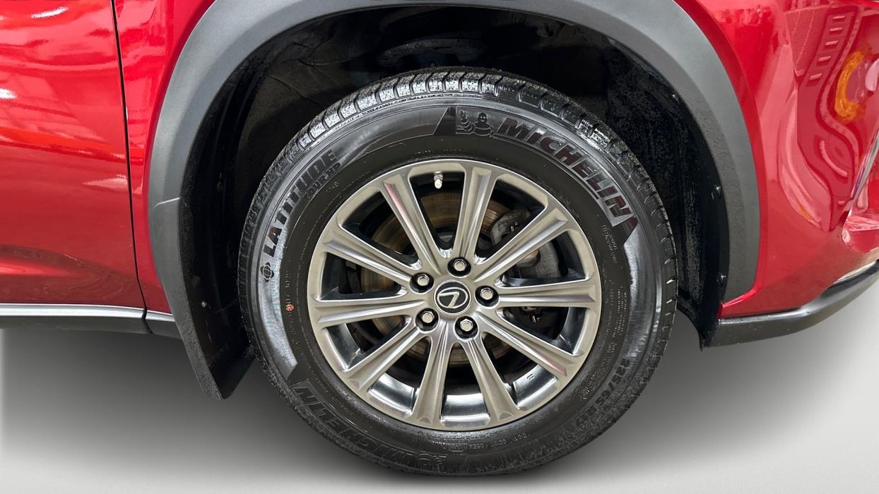 Lexus NX 2022
