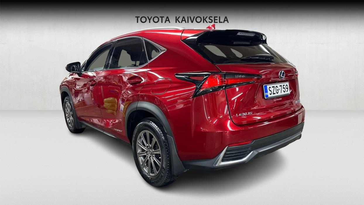 Lexus NX 2022