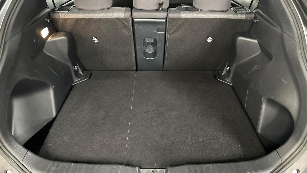 TOYOTA Yaris Cross 2025