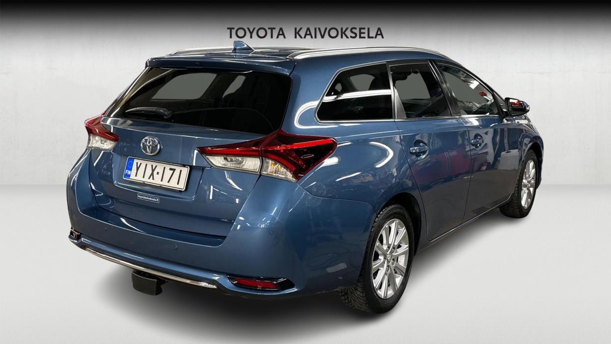 Toyota Auris 2015