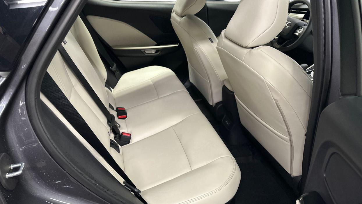 Lexus LBX 2026