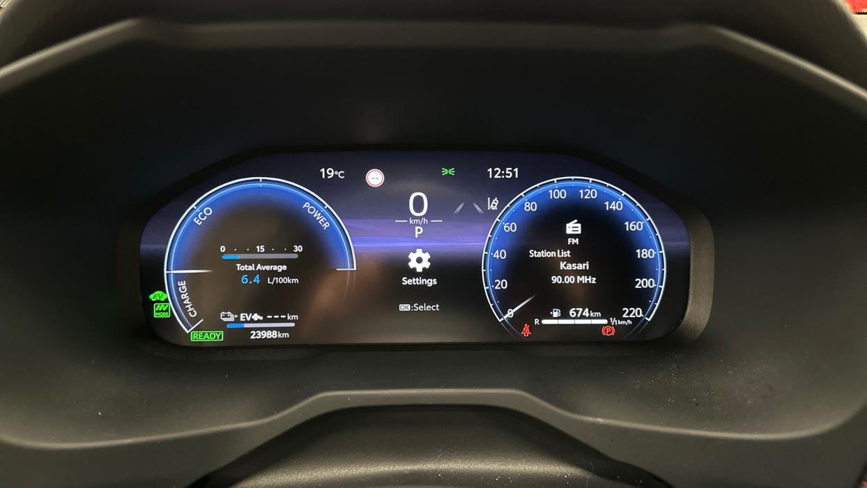 Toyota RAV4 Plug-in 2025